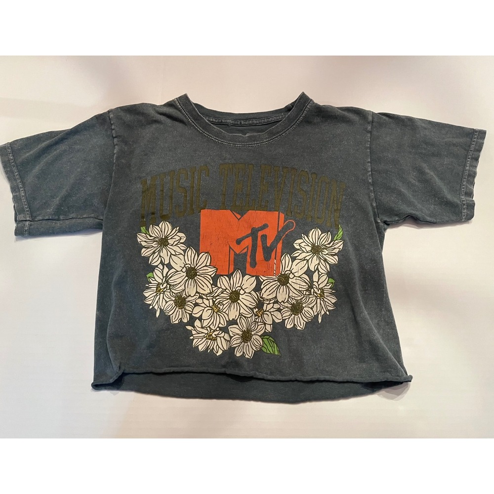 MTV Woman's Gray Crop Top Size Small - Some Logo Cracking - Holes Under‎ Arms